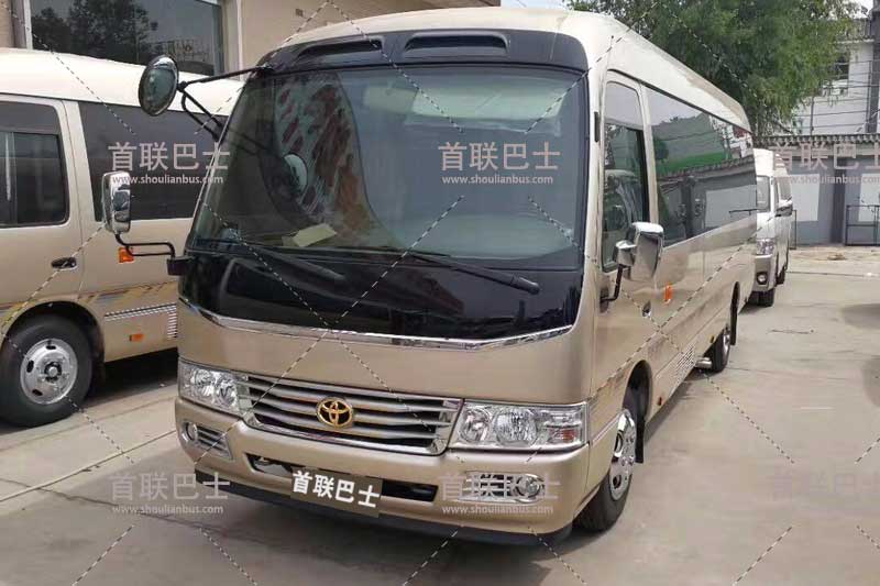 丰田考斯特