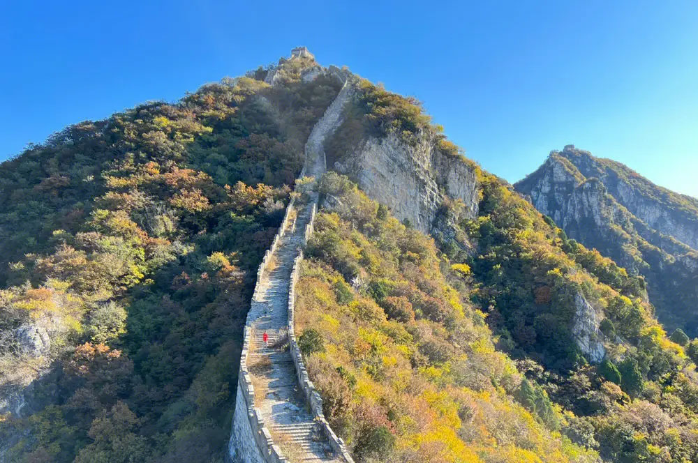 北京去八达岭长城旅游包车一日游多少钱