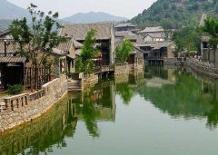北京“最受欢迎”的古镇,考斯特包车游古北水镇